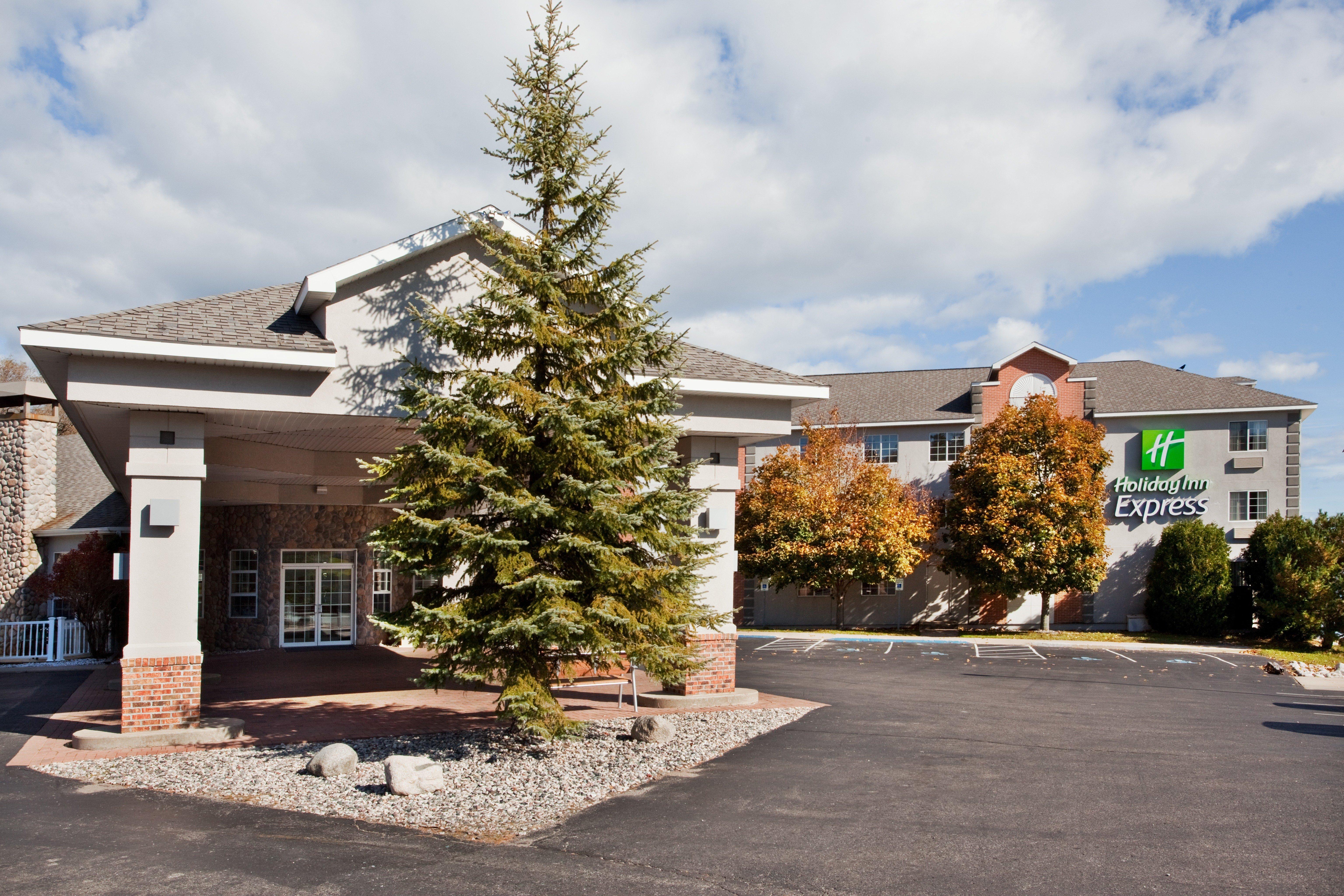 Holiday Inn Express St Ignace-Lake Central, An Ihg Hotel Saint Ignace Exterior foto