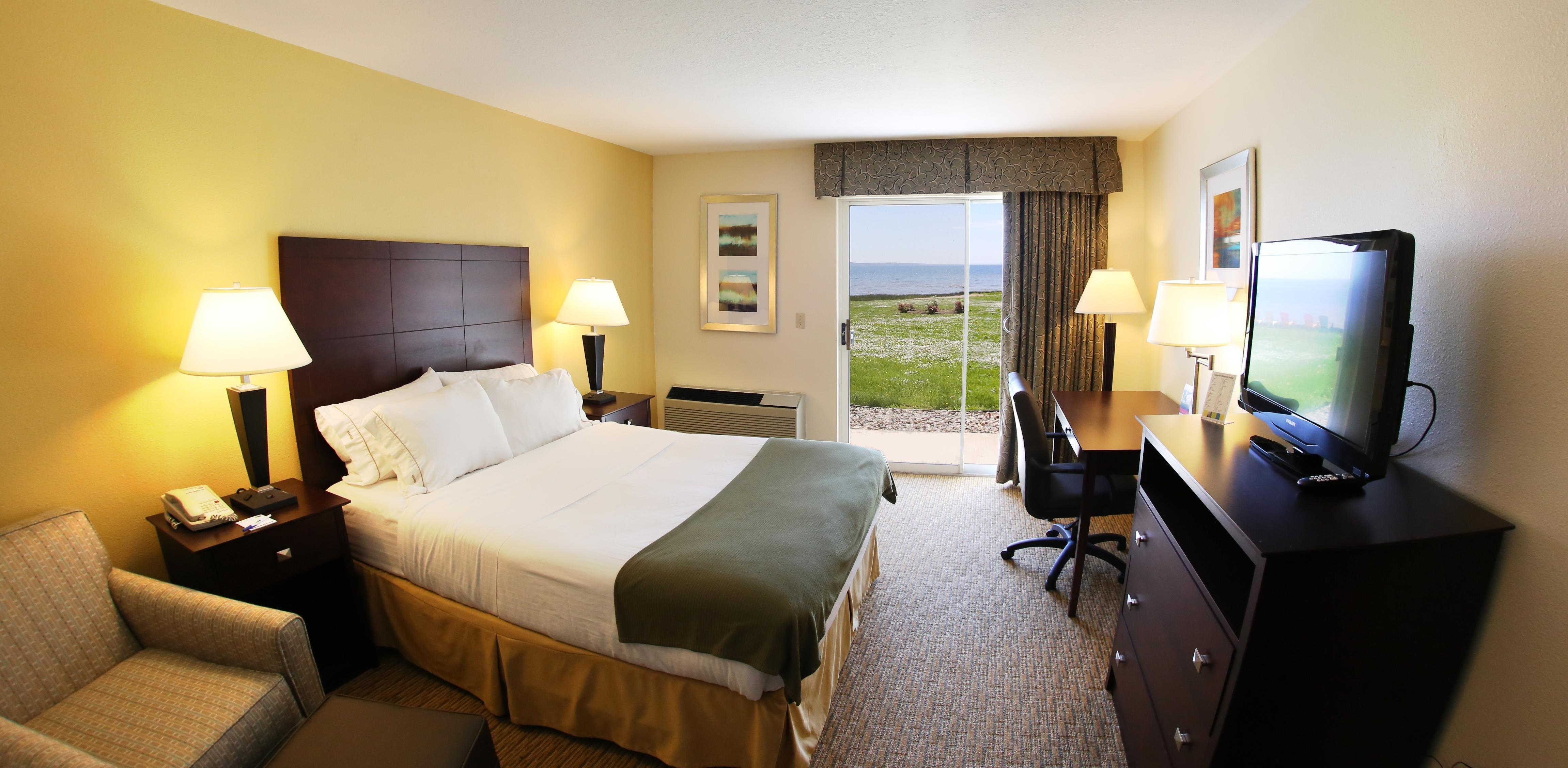 Holiday Inn Express St Ignace-Lake Central, An Ihg Hotel Saint Ignace Exterior foto